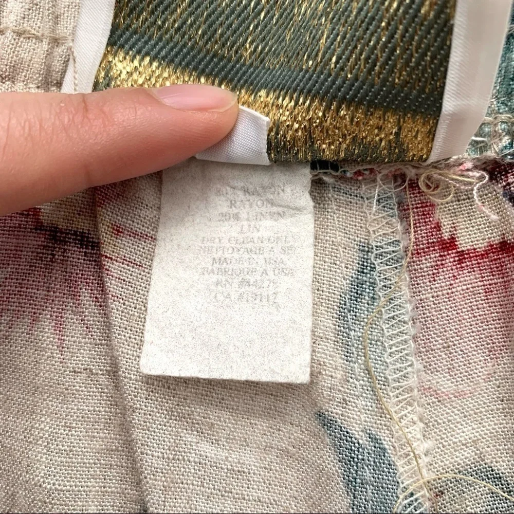 Vintage Floral Linen Blend Shorts - Picture 7 of 7